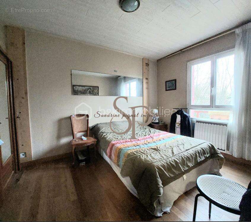 Maison à FONTAINE-LA-GAILLARDE