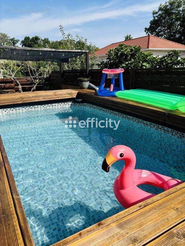 Maison 94 m² à Montagny-Les-Lanches  - photo 14