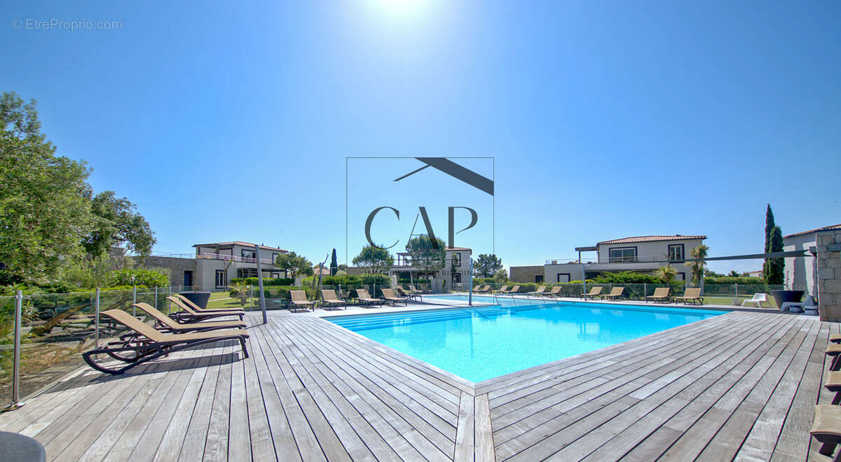 Spacieux T3 rez-de-jardin - Résidence 4**** avec piscines - Porto-Vecchio - photo 6
