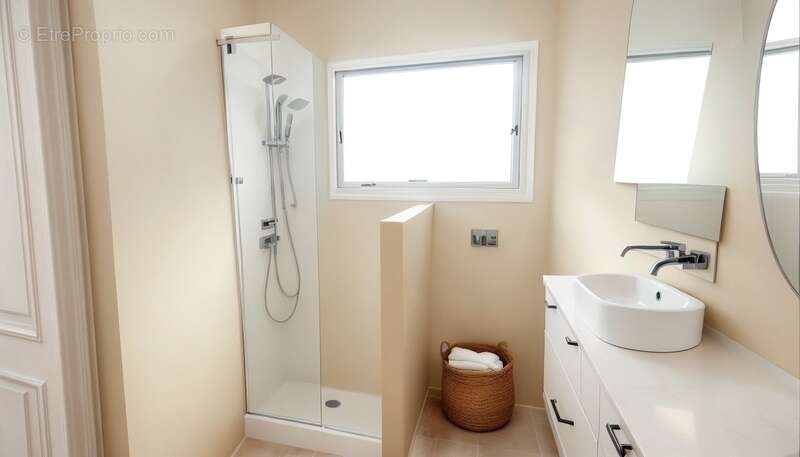 Maison à TONNAY-CHARENTE