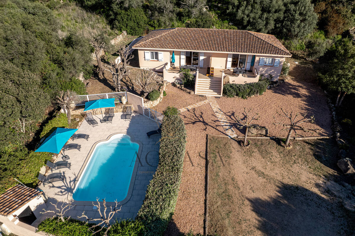 Maison à FIGARI