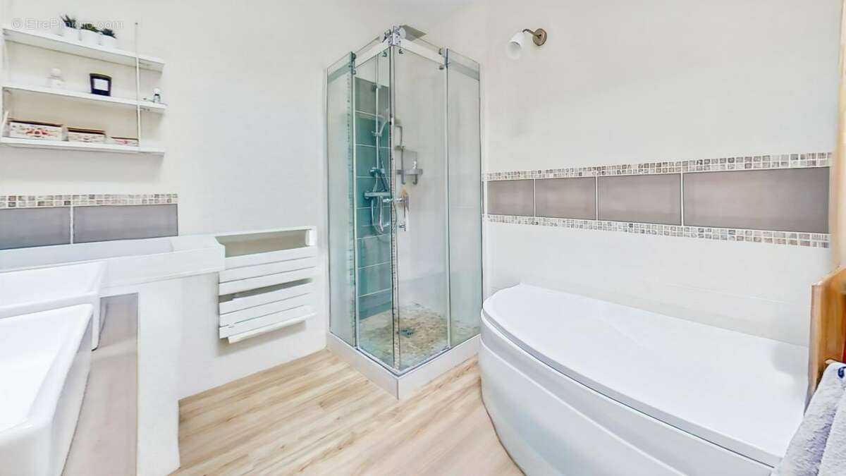 Maison à RILLIEUX-LA-PAPE