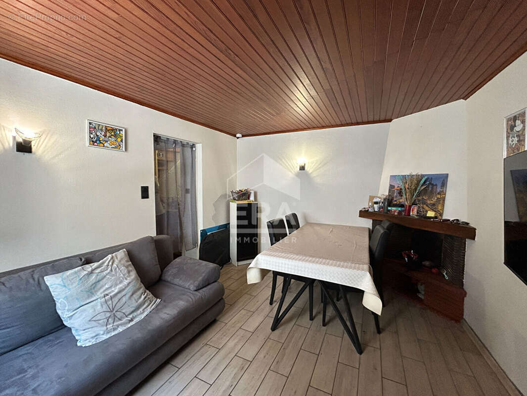 Maison à VIC-EN-BIGORRE