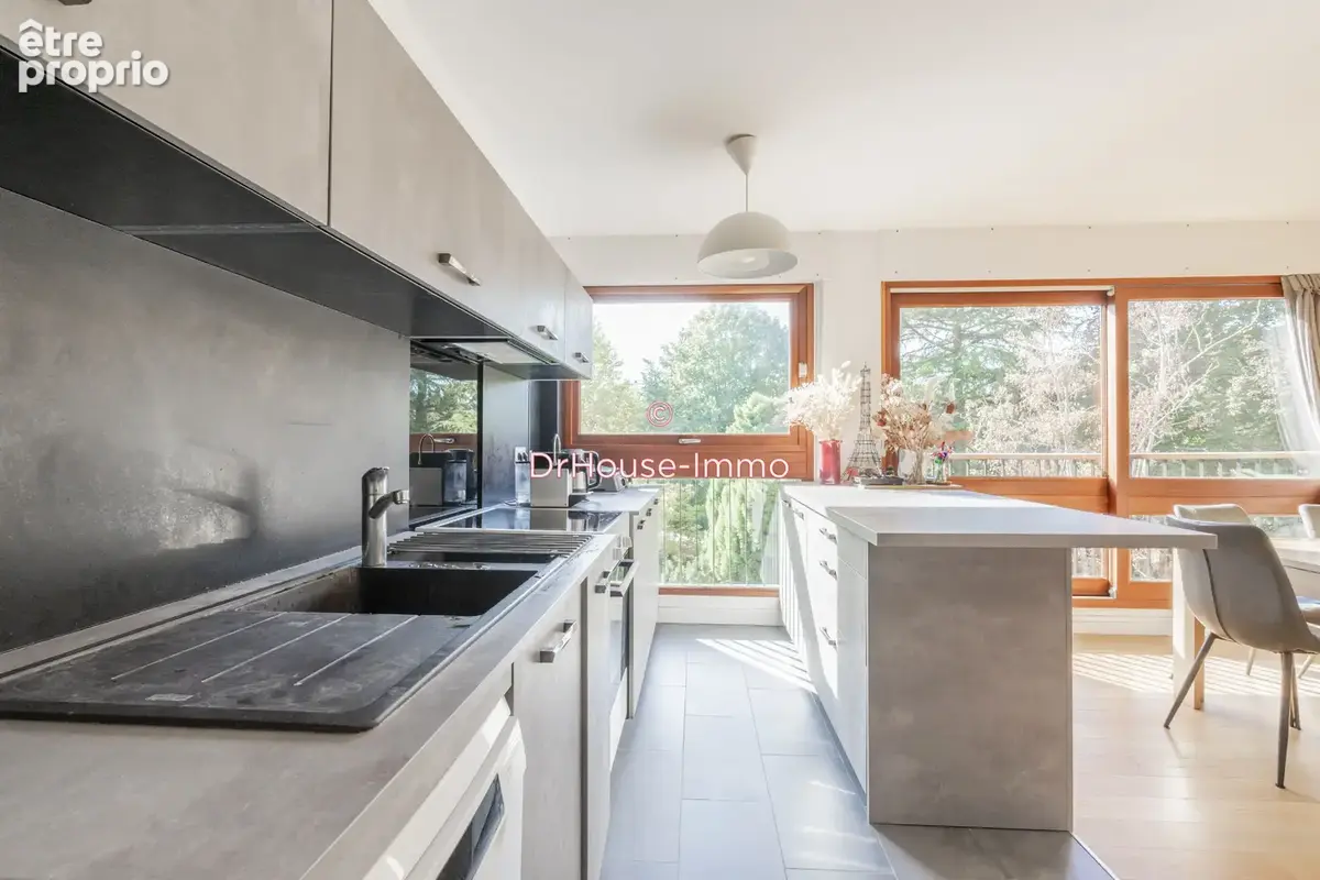 Appartement 3 pièces 74 m² à vendre à Le Chesnay (78150) - photo 2