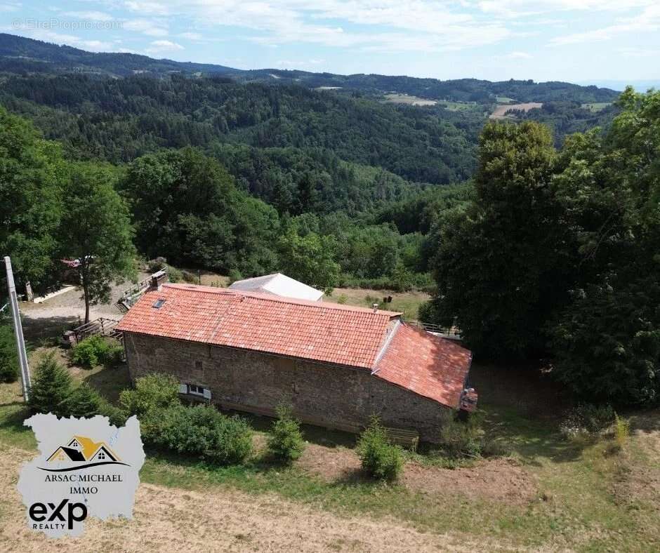 Maison à VERNET-LA-VARENNE