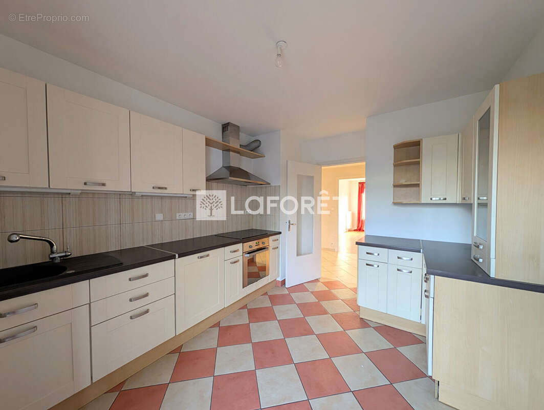 Appartement T3 73,22 m² secteur Mounier - photo 5