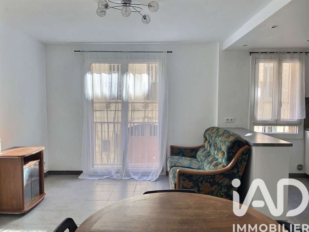 Photo 3 - Appartement à MARSEILLE-10E