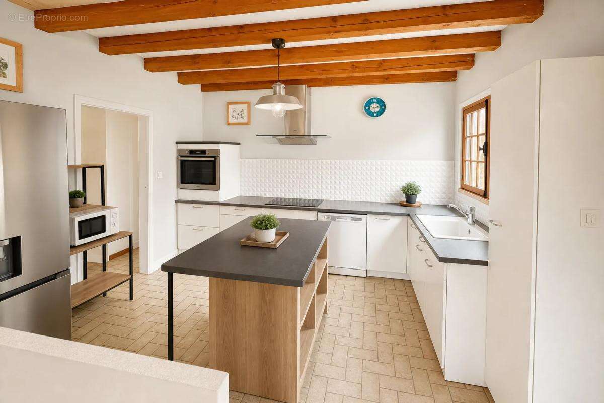 Maison à ROAILLAN