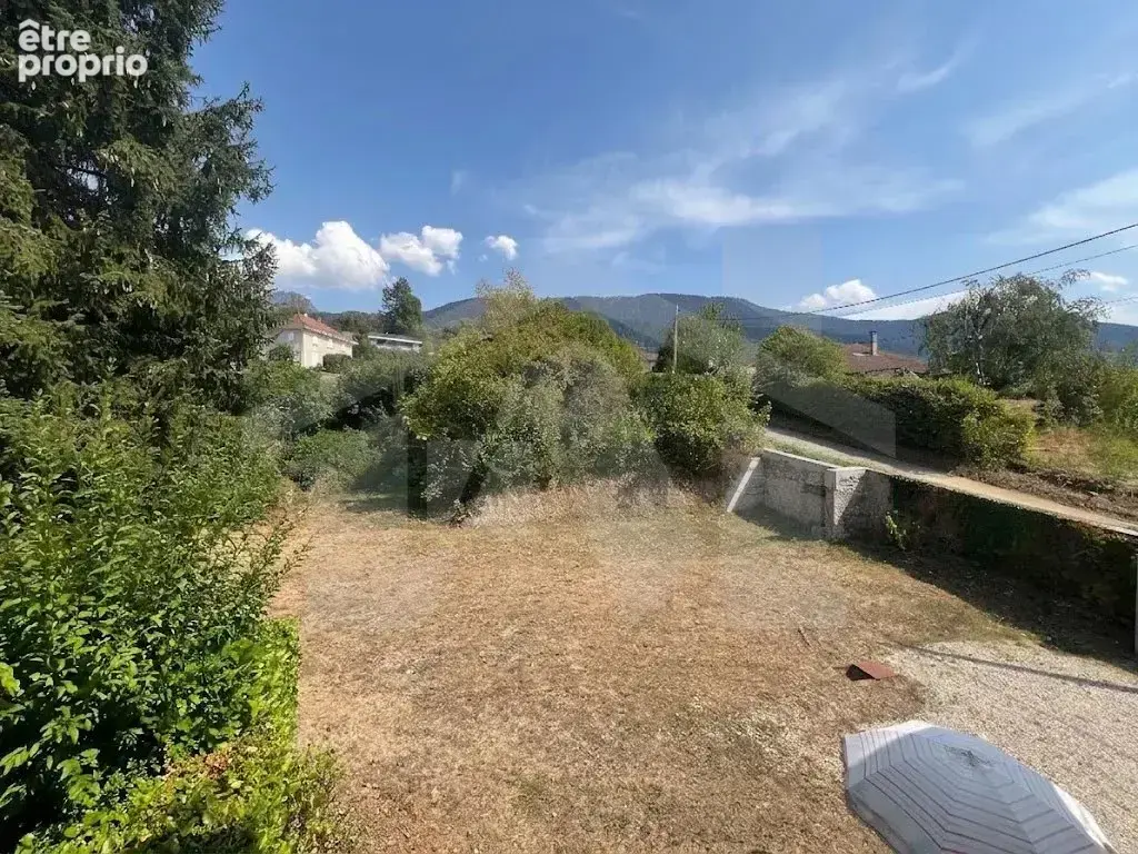 Maison de caractère à rénover + terrain constructible -- Sain - photo 10