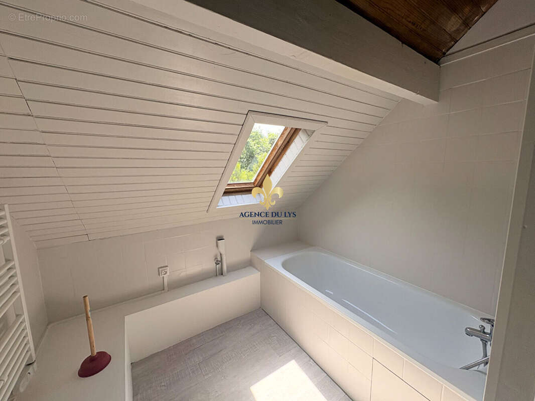 Appartement à GOUVIEUX