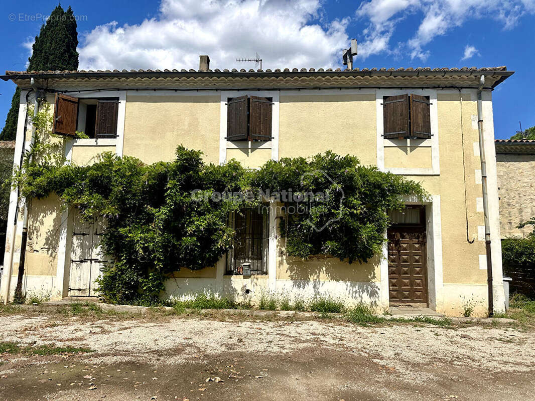 Maison à MAUGUIO