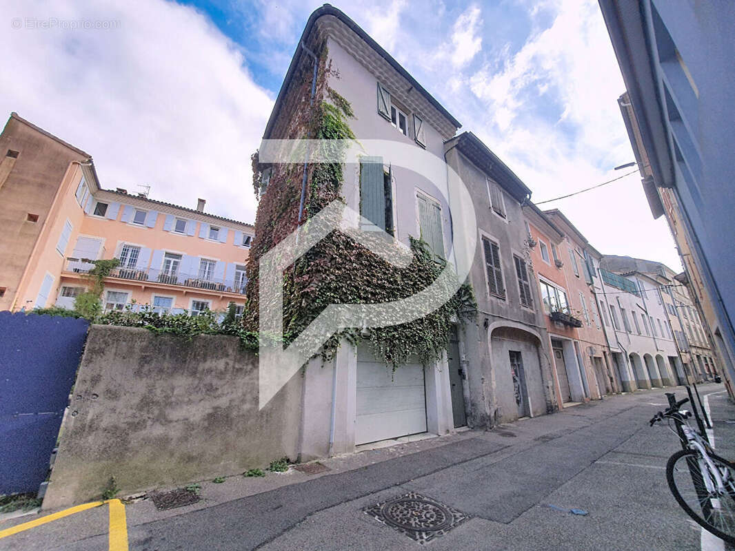 Appartement à MONTELIMAR