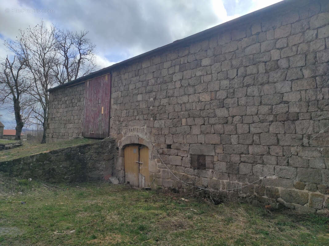 Maison à LAPTE