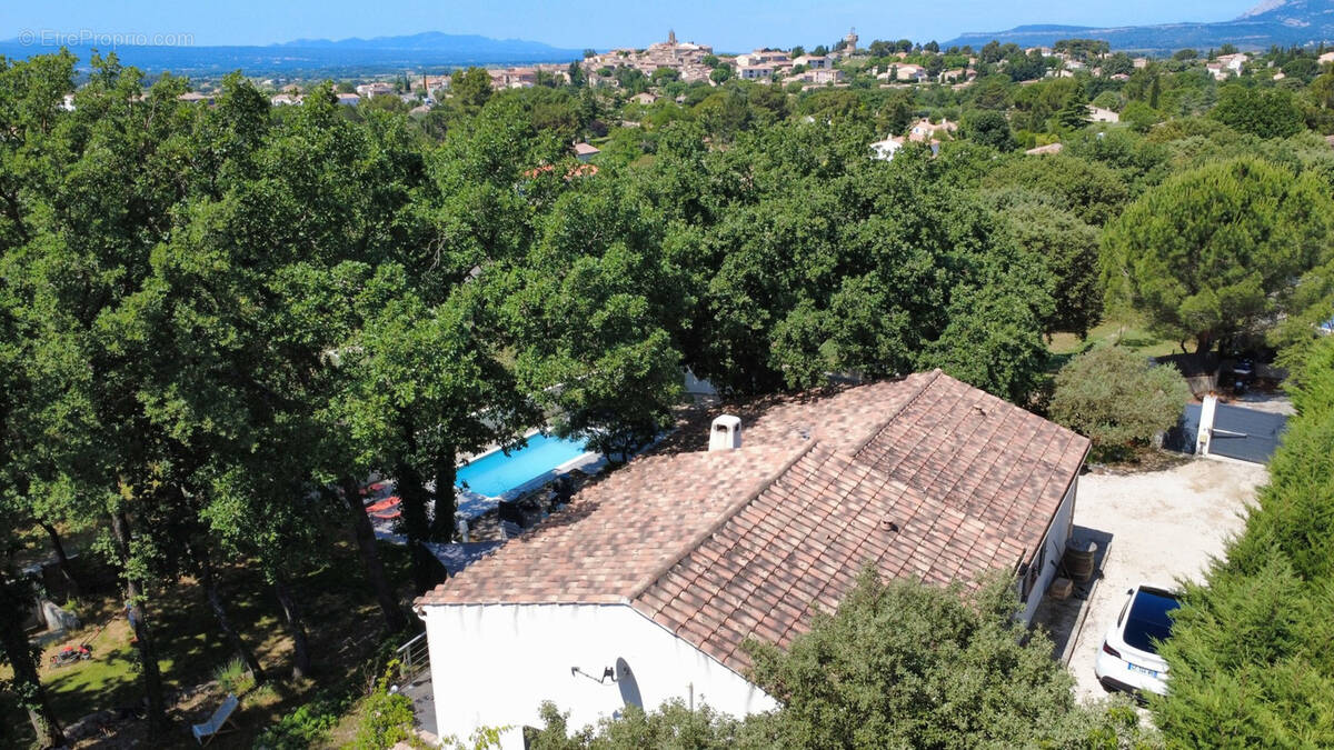 Maison à POURRIERES