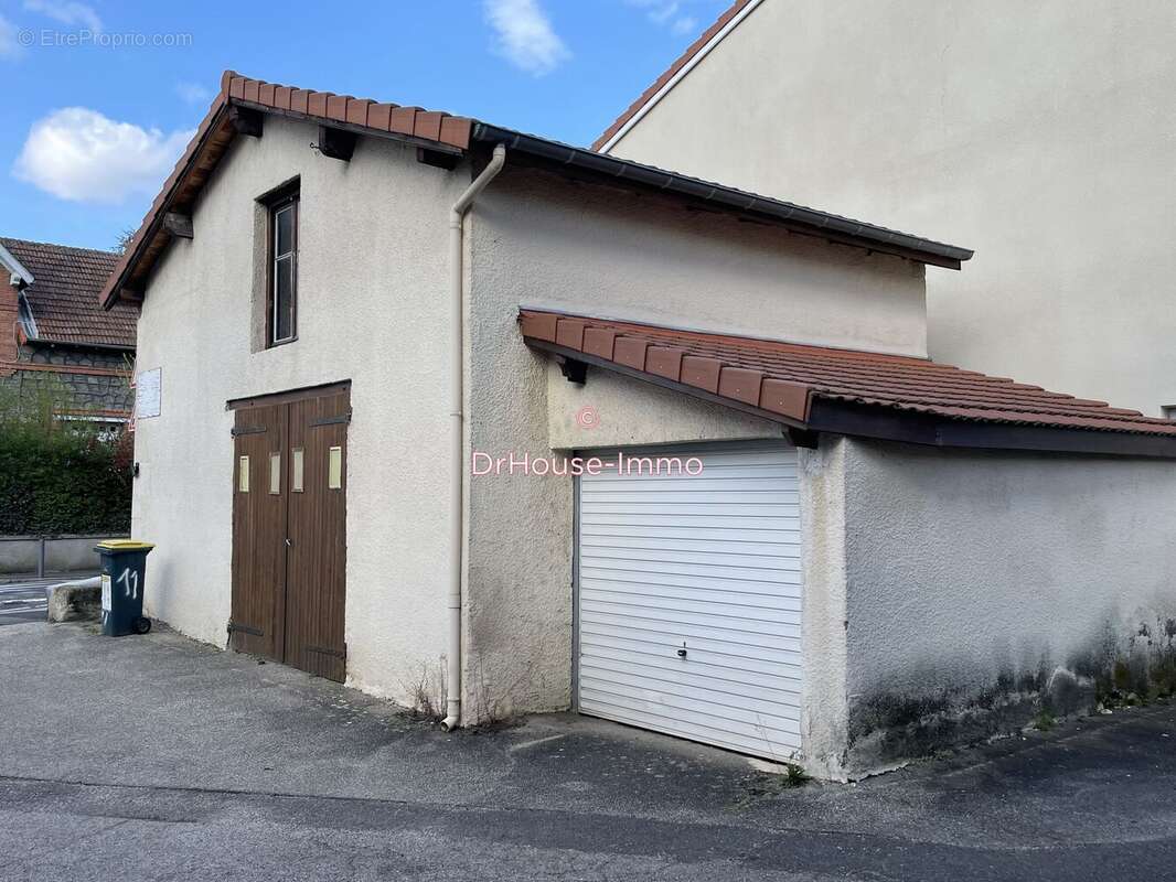 Appartement à UNIEUX