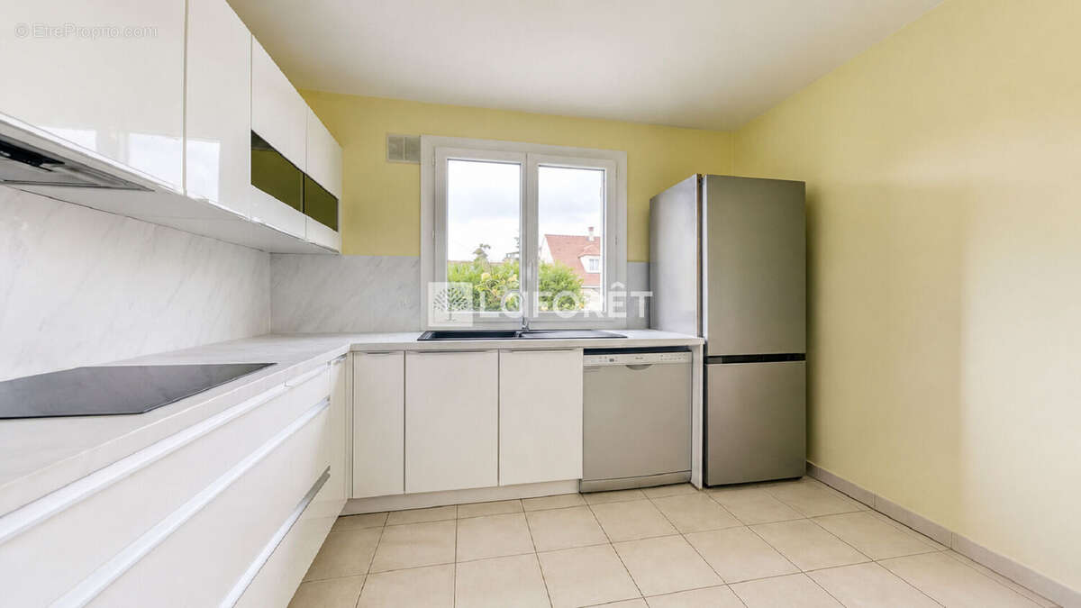 Maison à ROISSY-EN-BRIE