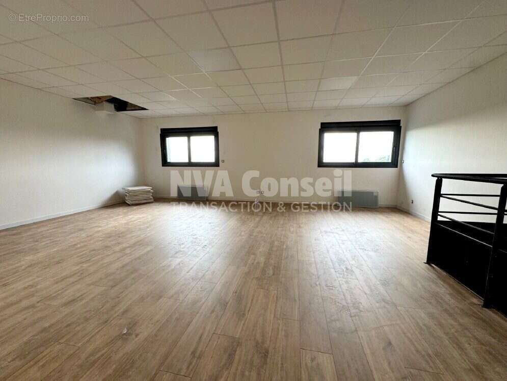 Commerce à HEROUVILLE