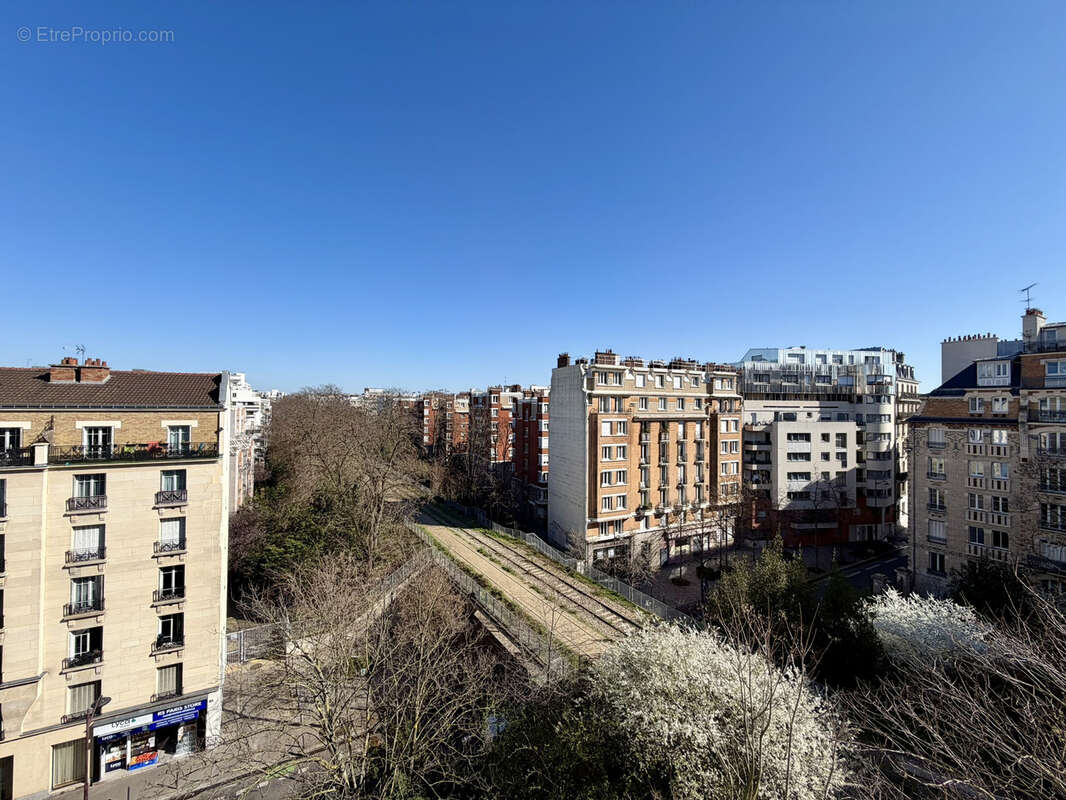 Appartement à PARIS-12E