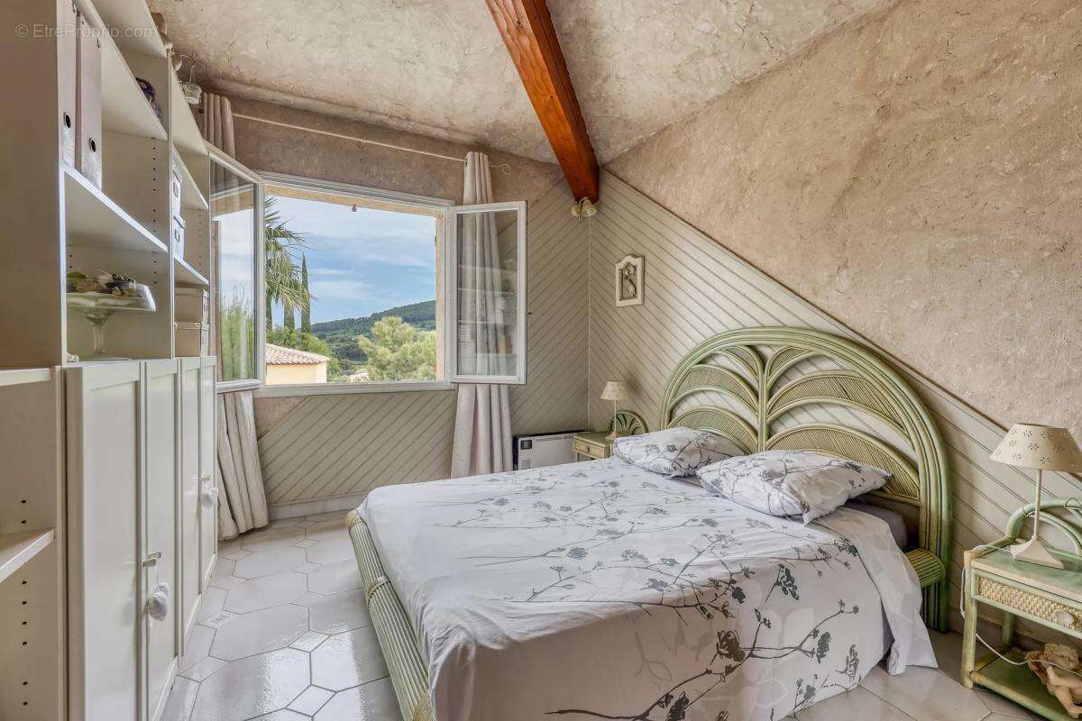 Maison à LA CADIERE-D'AZUR