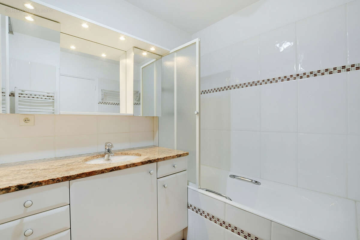 Appartement Paris 4 pièces 104.8 m2 - photo 5