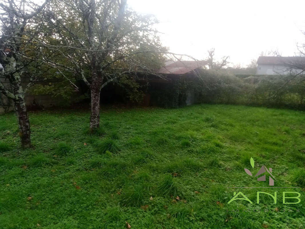 Maison à SAINT-CLAUD