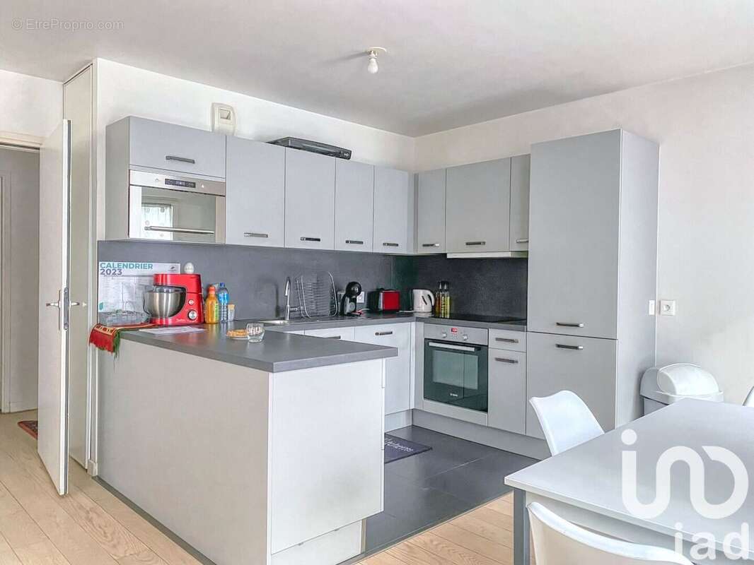 Photo 4 - Appartement à ASNIERES-SUR-SEINE