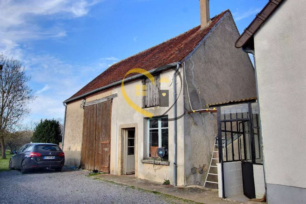 Maison à CHERY