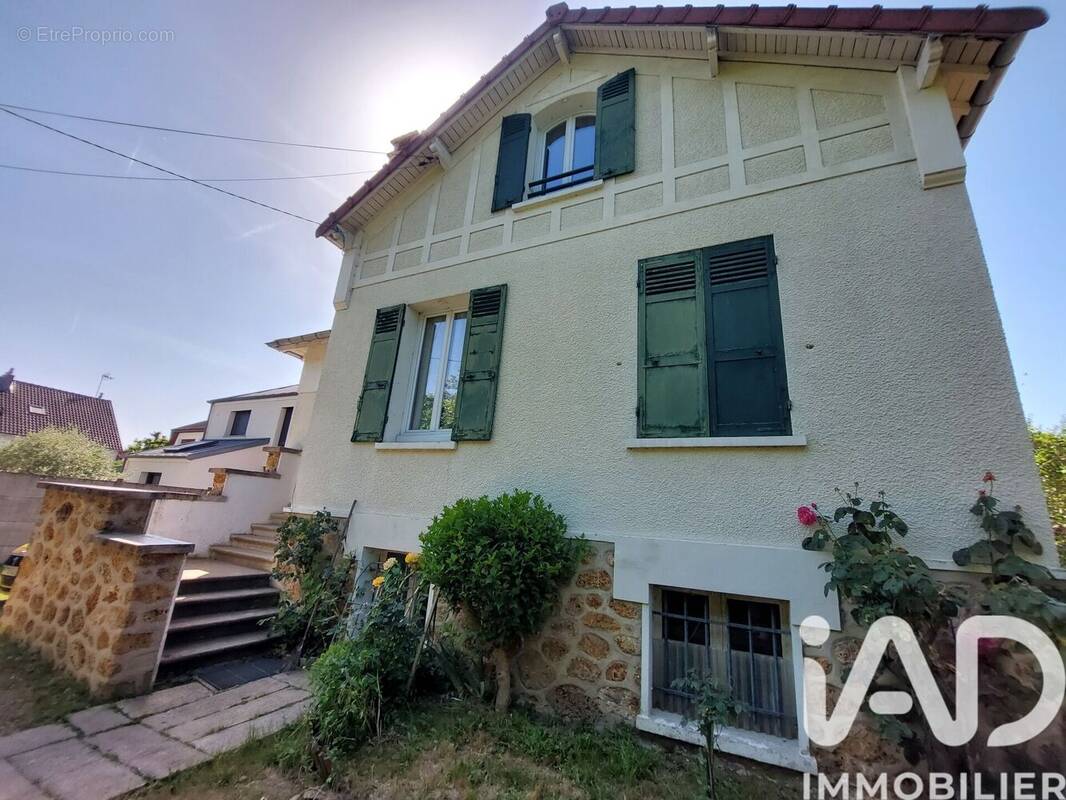 Photo 1 - Maison à VAIRES-SUR-MARNE