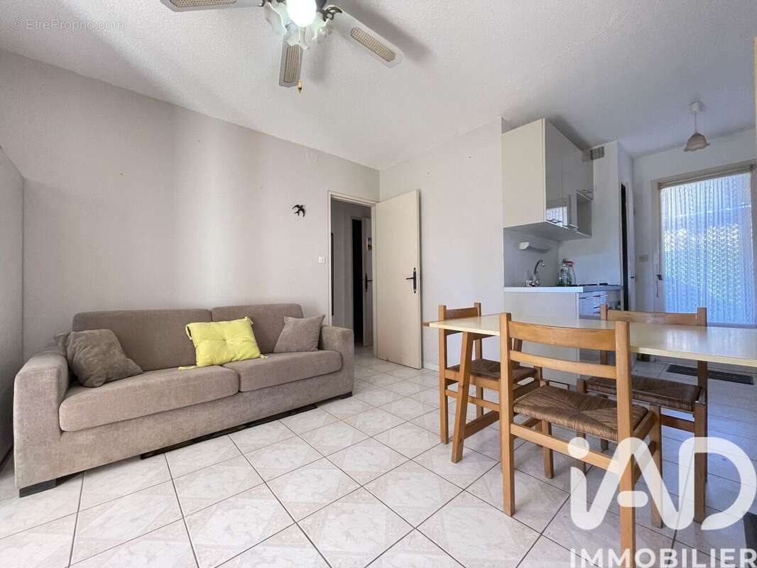 Photo 2 - Appartement à LA LONDE-LES-MAURES