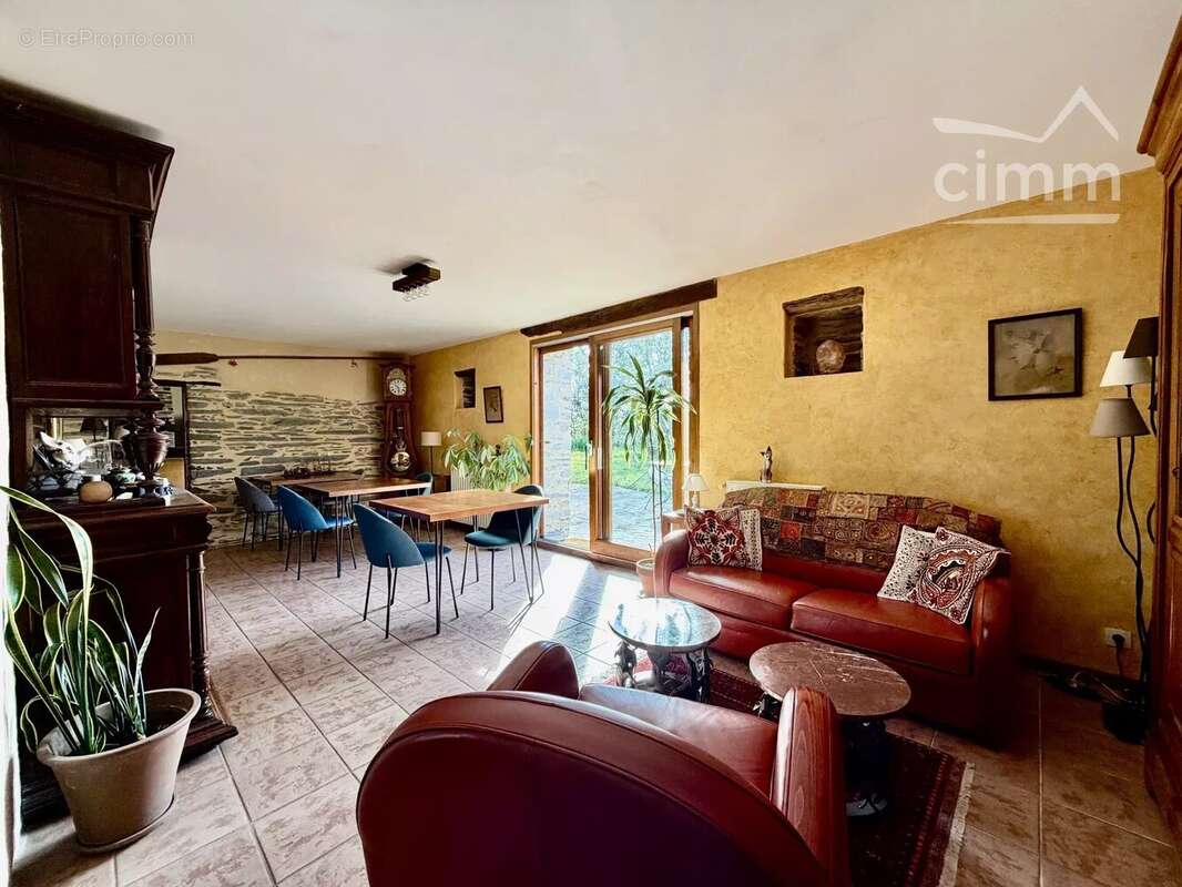 Maison à NORT-SUR-ERDRE