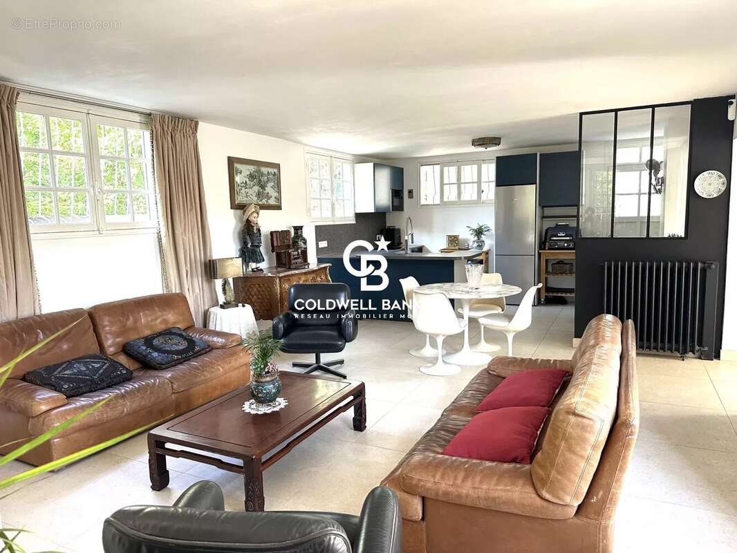 Maison à LE VESINET