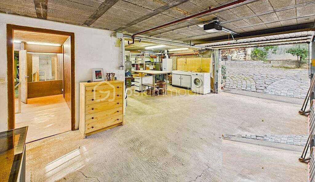  le cannet – secteur pinède – villa de plain-pied sur terrain arboré de 1300 m² – fort potentiel - photo 10