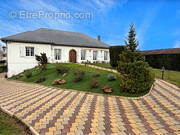 Maison à SAINT-JULIEN-LES-VILLAS