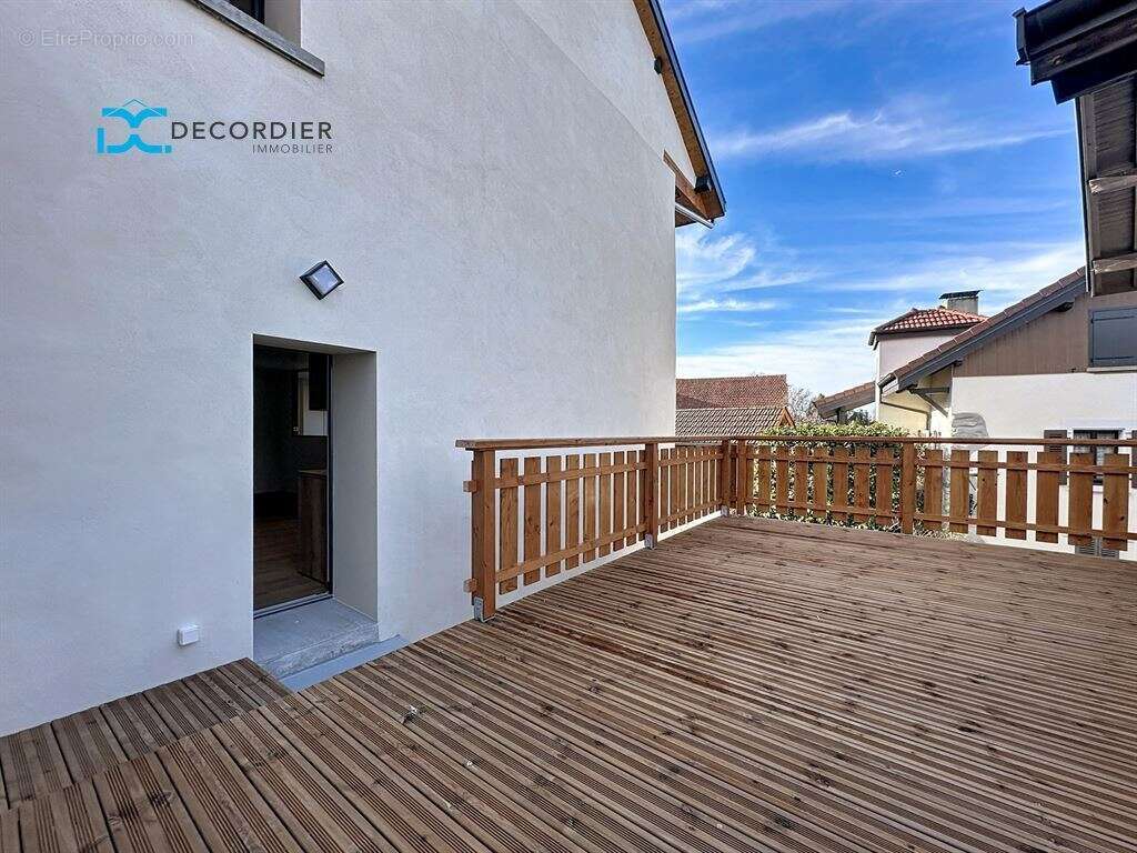 Maison à NEUVECELLE