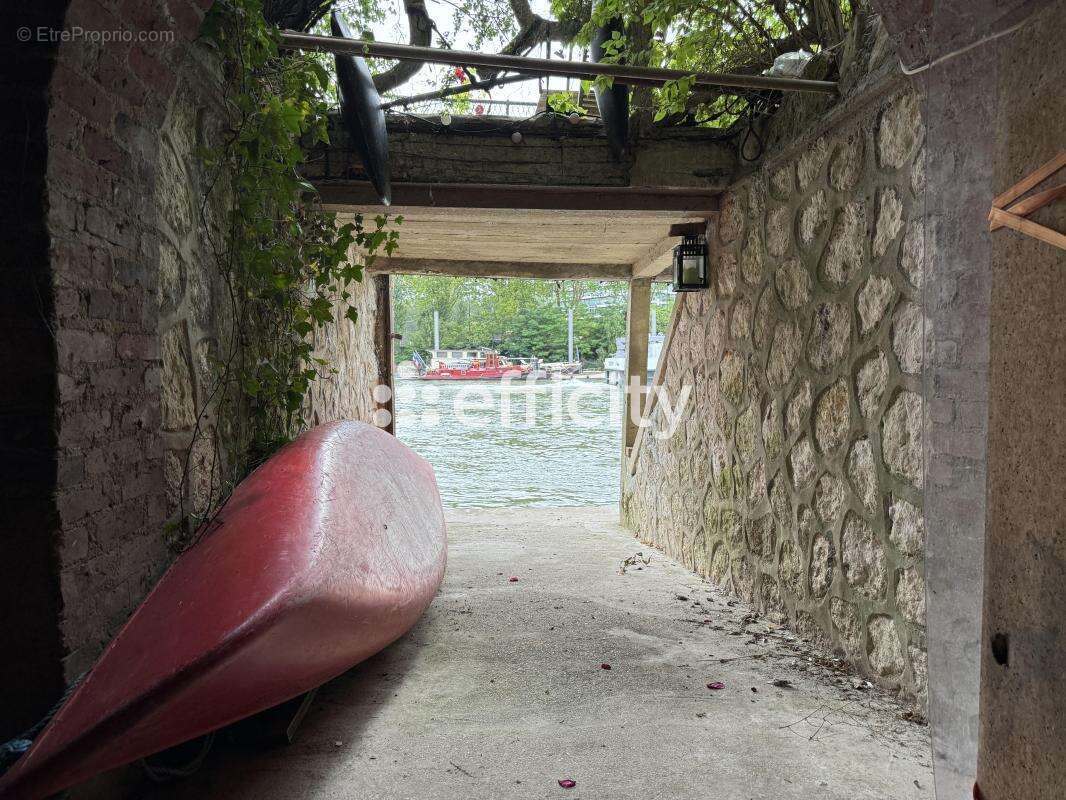 Maison à ISSY-LES-MOULINEAUX