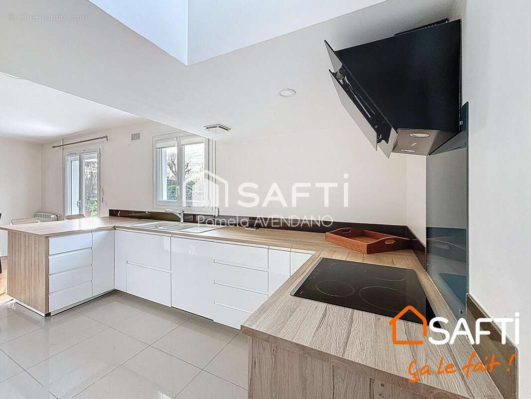 Photo 6 - Maison à LESIGNY