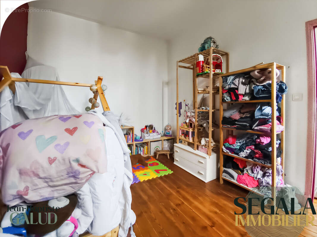 Maison à SAINTE-GEMME