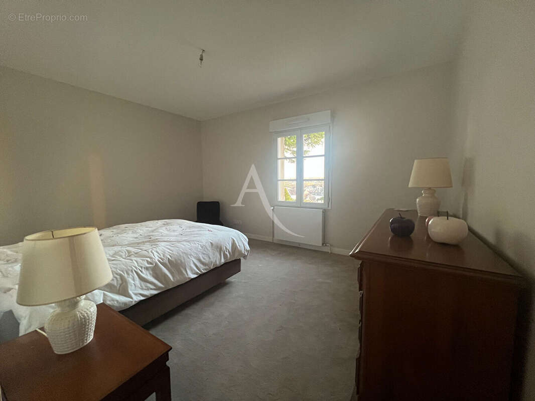 Maison à MONTRICHARD