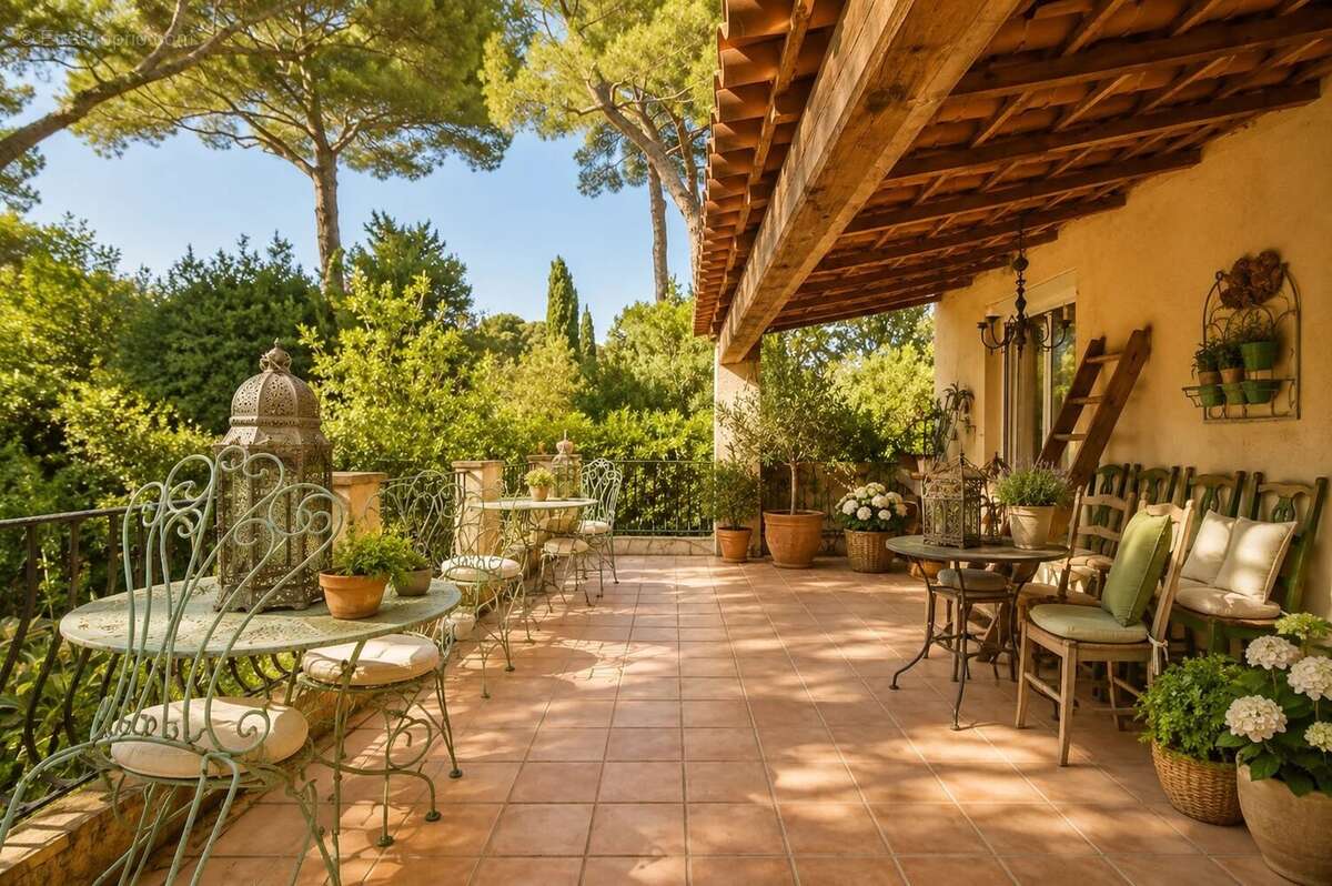 Saint jean cap ferrat - villa 7p 250m²  piscine  studio independant - photo 2