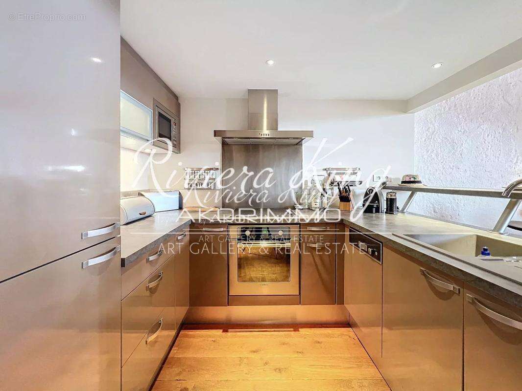 Appartement à VILLEFRANCHE-SUR-MER