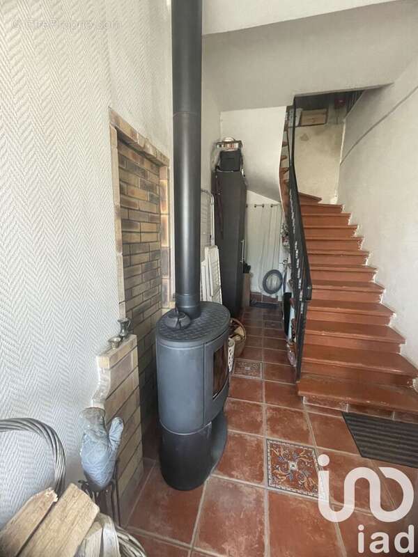 Photo 2 - Maison à SAINT-JULIEN-DU-GUA