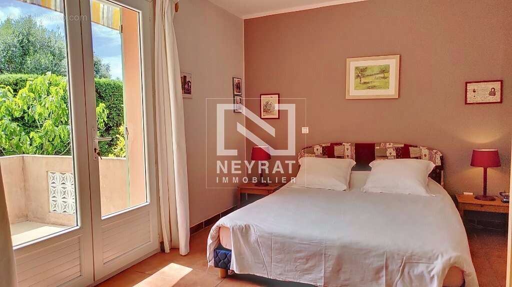 Maison à SAINT-PAUL-EN-FORET