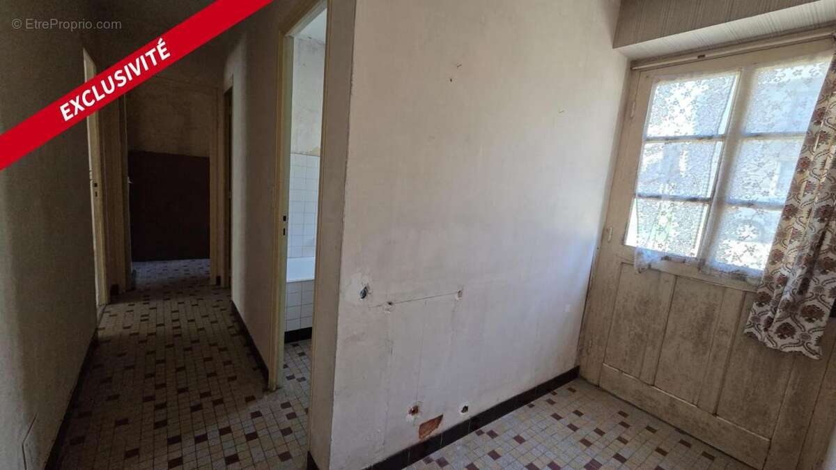Maison Pierres - A rénover -35610 - Possibilité de 5 chambres - photo 7