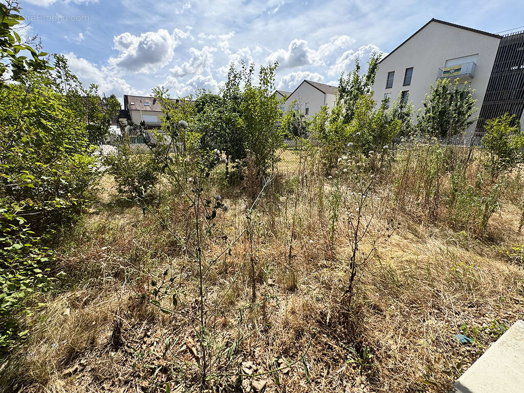 Appartement 61 m² à Marly-La-Ville  - photo 4