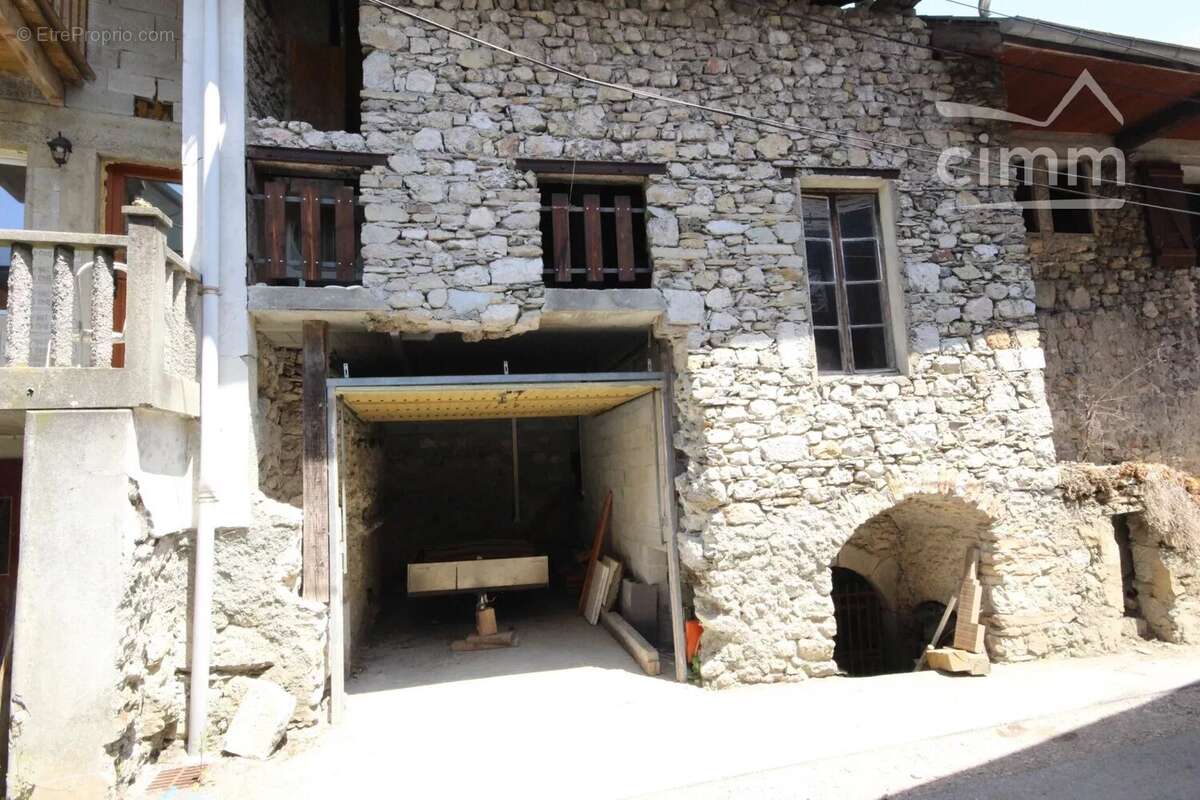 Maison à SAINT-PIERRE-D&#039;ALBIGNY