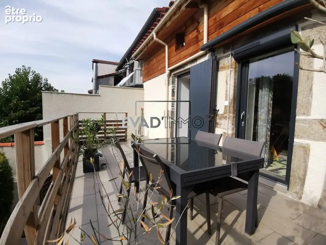 Appartement 3 pièces 95 m² à vendre à Saint-Chamond (42400) - photo 2