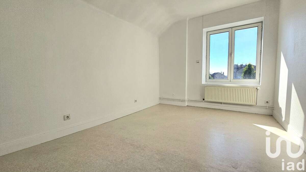 Photo 8 - Appartement à CHARLEVILLE-MEZIERES