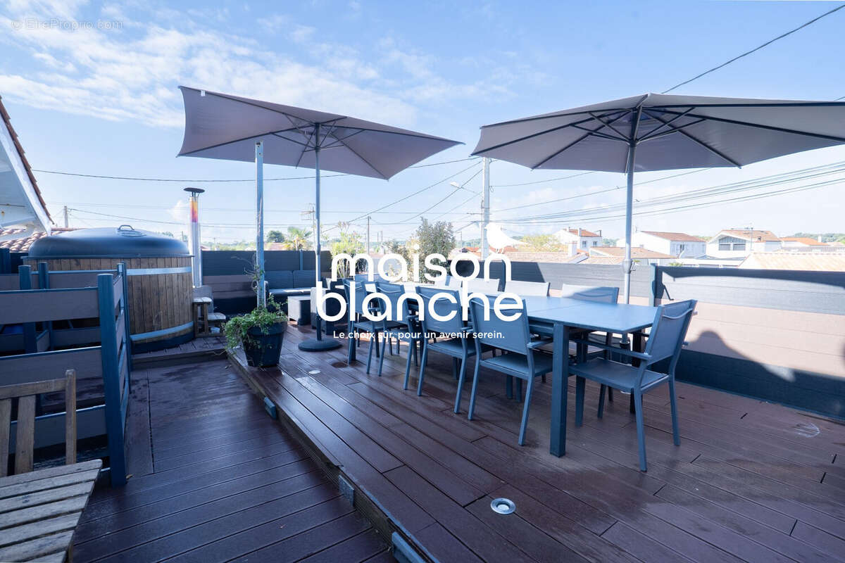 Maison 165 m² à La Tranche-Sur-Mer  - photo 2