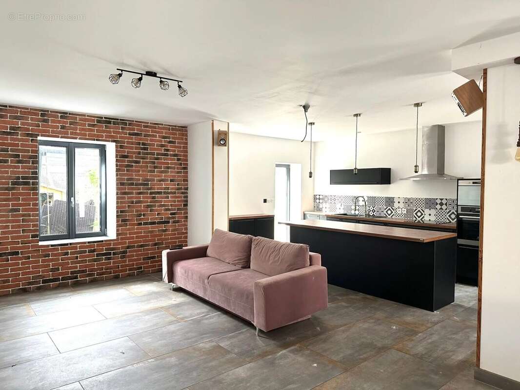 Maison à PONTAILLER-SUR-SAONE