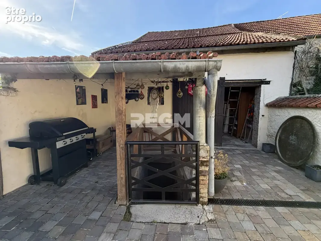 Maison 3 chambres avec cour et dépendance. - photo 22